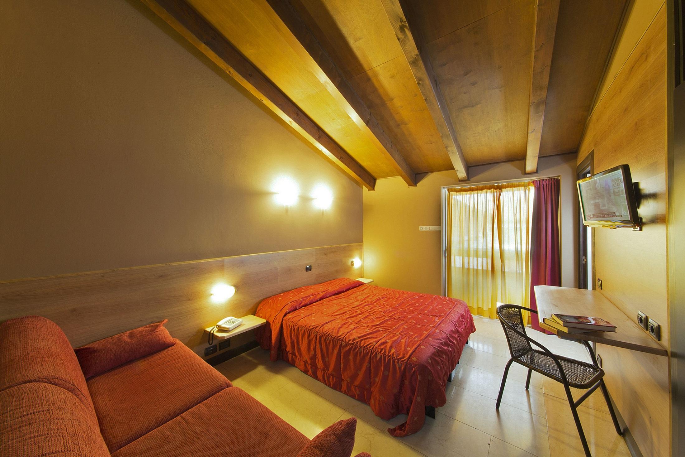 Hotel La Pauel Сирмионе Екстериор снимка